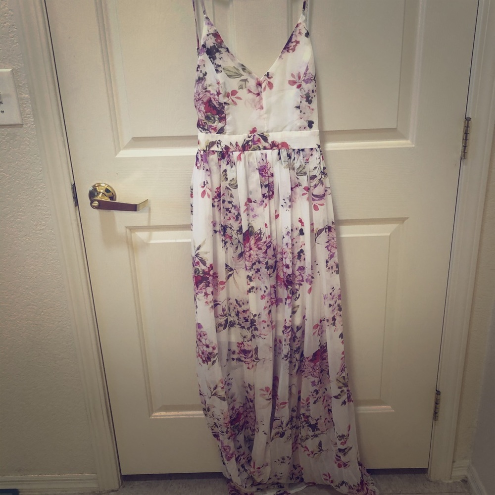 White floral maxi dress, never worn